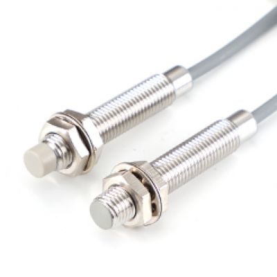 M8电容式接近开关 SCN02-M8V-APO-2M