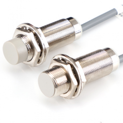 DC 2线 M18两线电感式接近开关SIF05-M18-ADO-2M